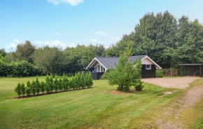 2 Bedroom Amazing Home In Oksbøl